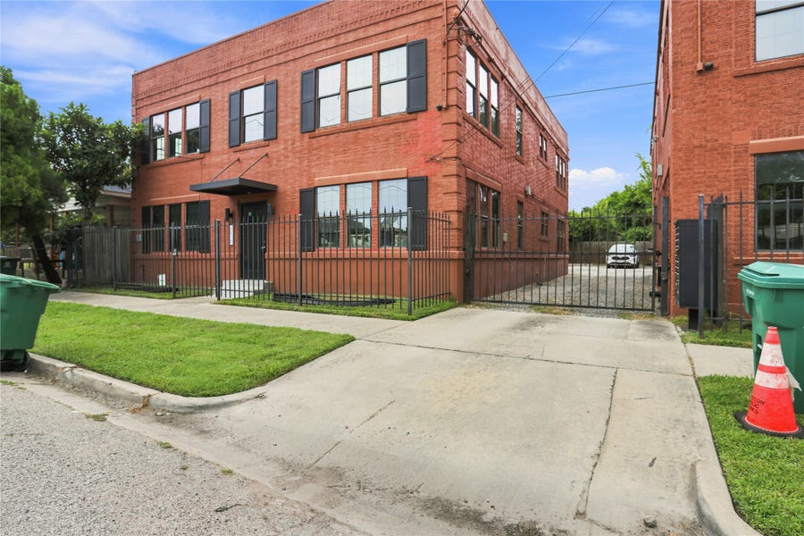 Property photo for 6819 Avenue C, #D, Houston, TX