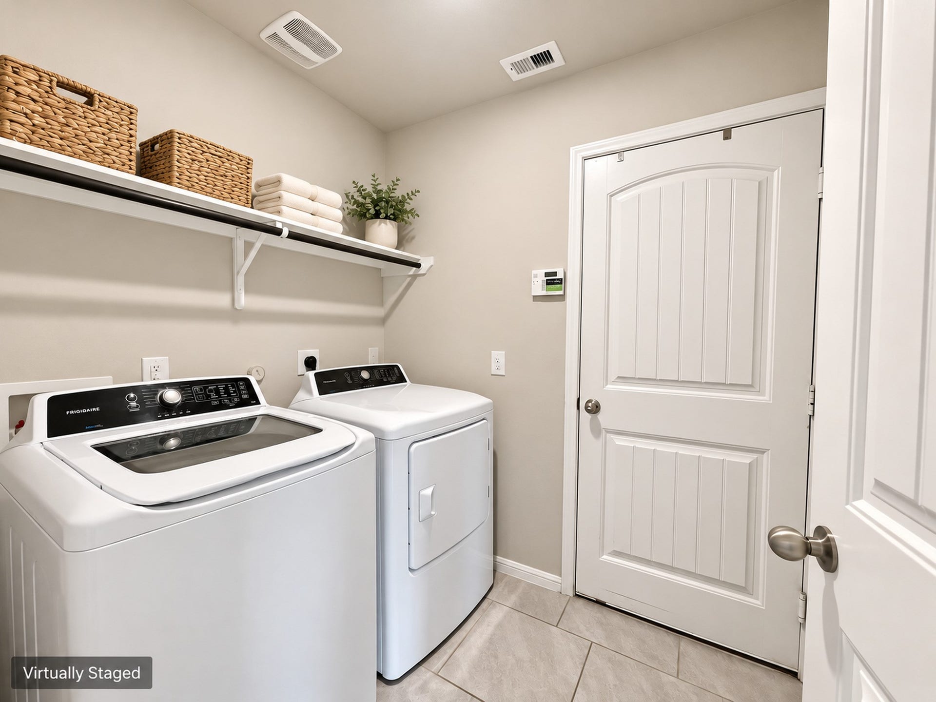 29202 Dunns Creek Court, Katy, TX 77494 Bright and functional laundry room with washer and dryer included