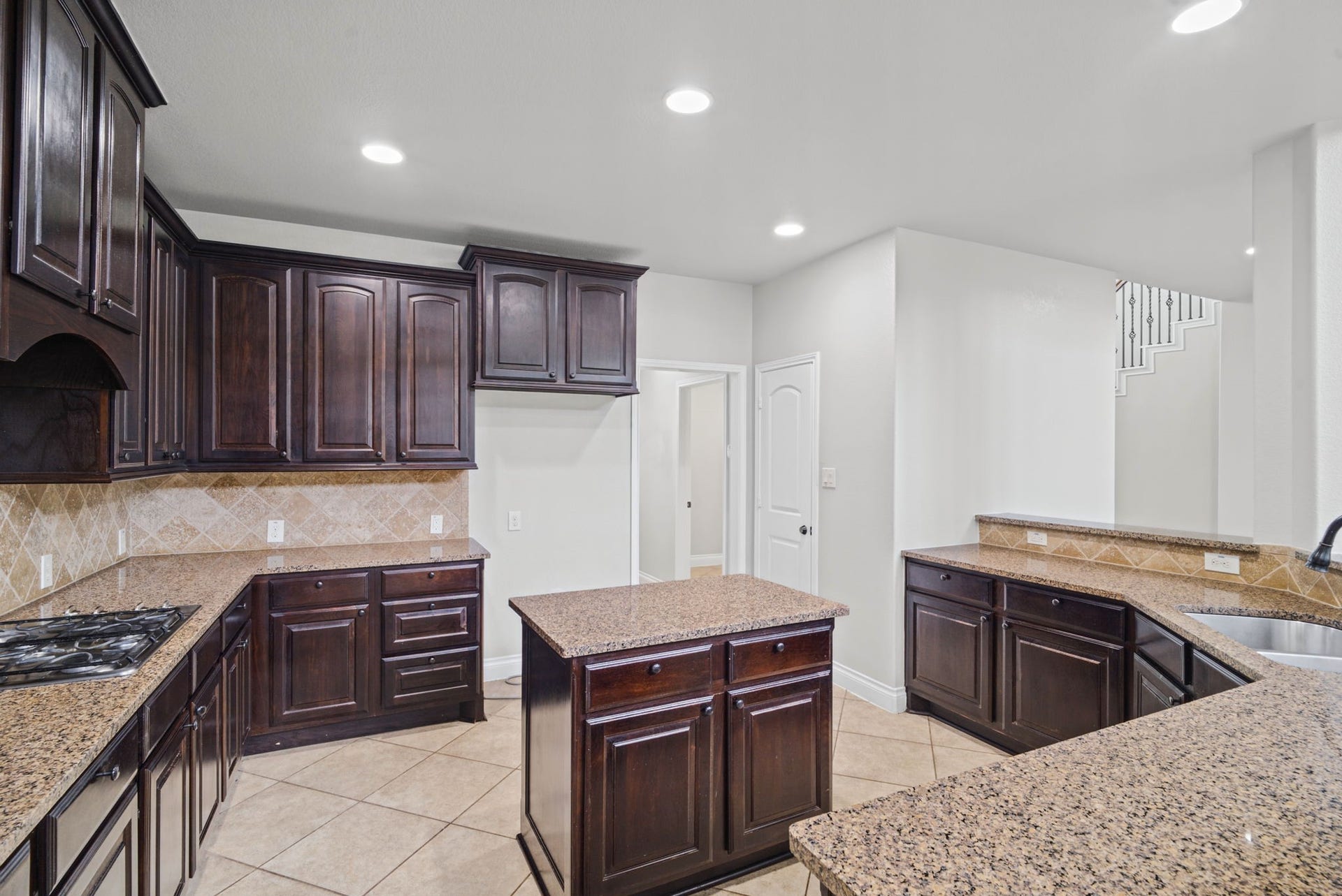 9819 St Romain Drive, Katy, TX 77494 Kitchen