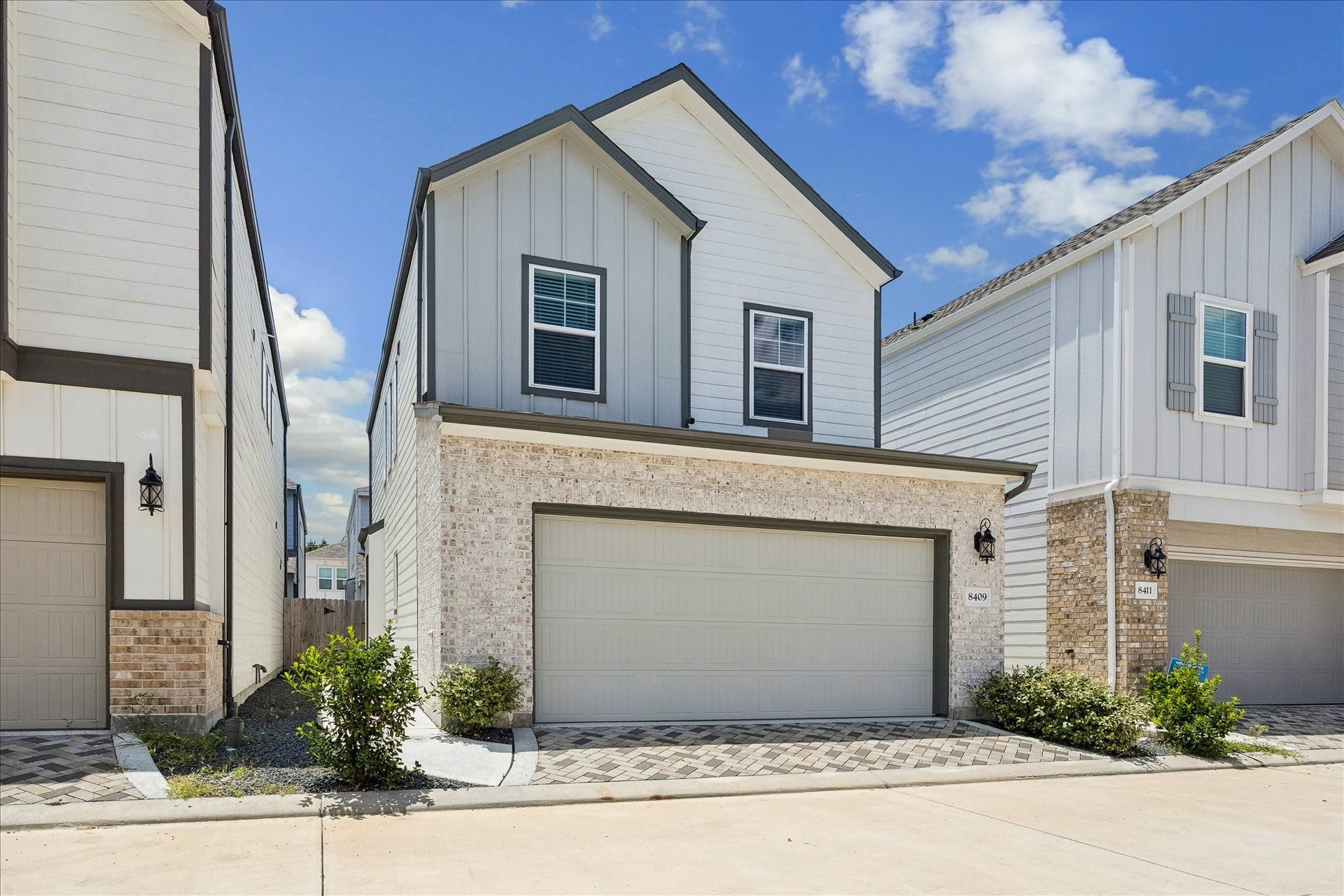 8409 Arden Valley Lane, Houston, TX 77063 8409 Arden Valley Lane, Houston, TX 77063