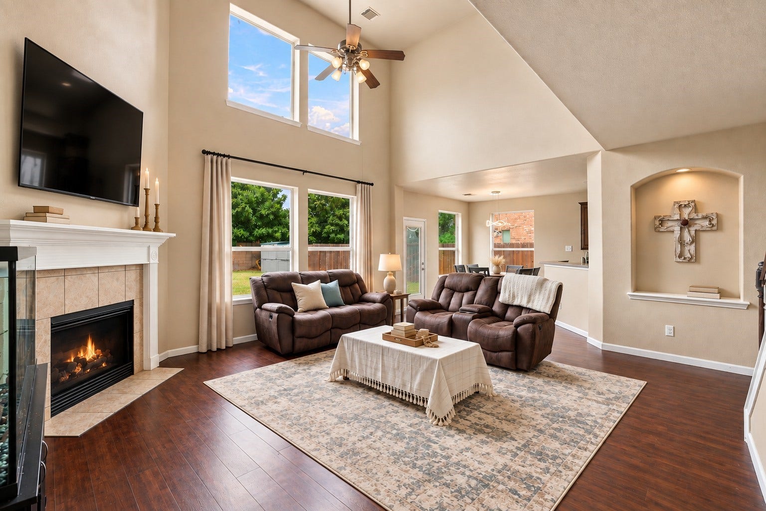 11107 Canyon Crossing Lane, Richmond, TX 77406 Living RoomVirtually Staged