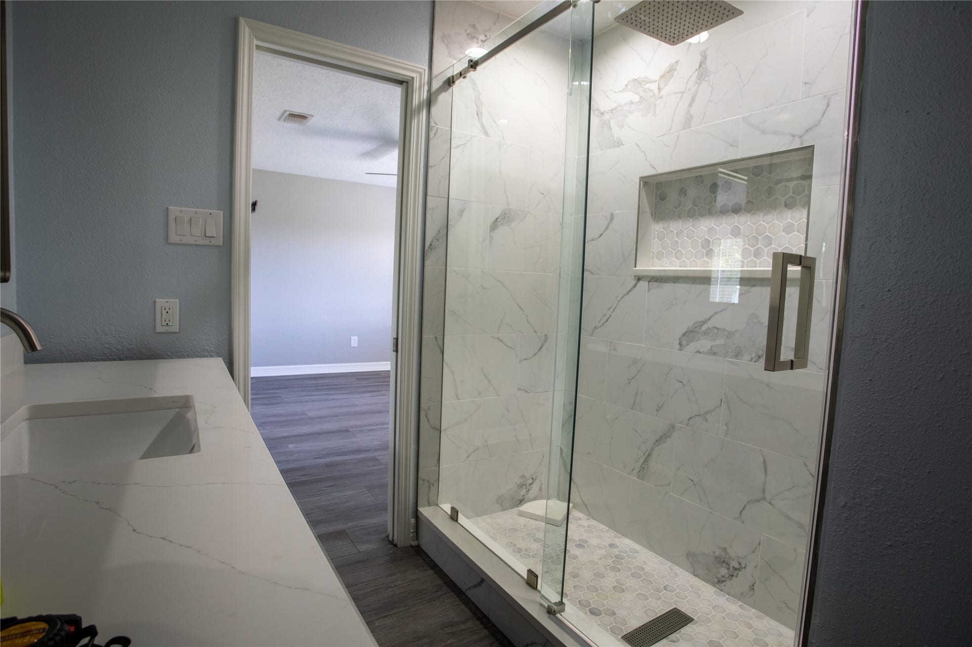 311 Forest Hills Drive, League City, TX 77573 Master Bath