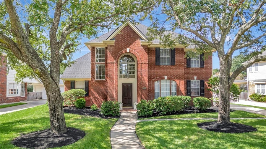 Property photo for 1350 Remington Crest Drive, Houston, TX