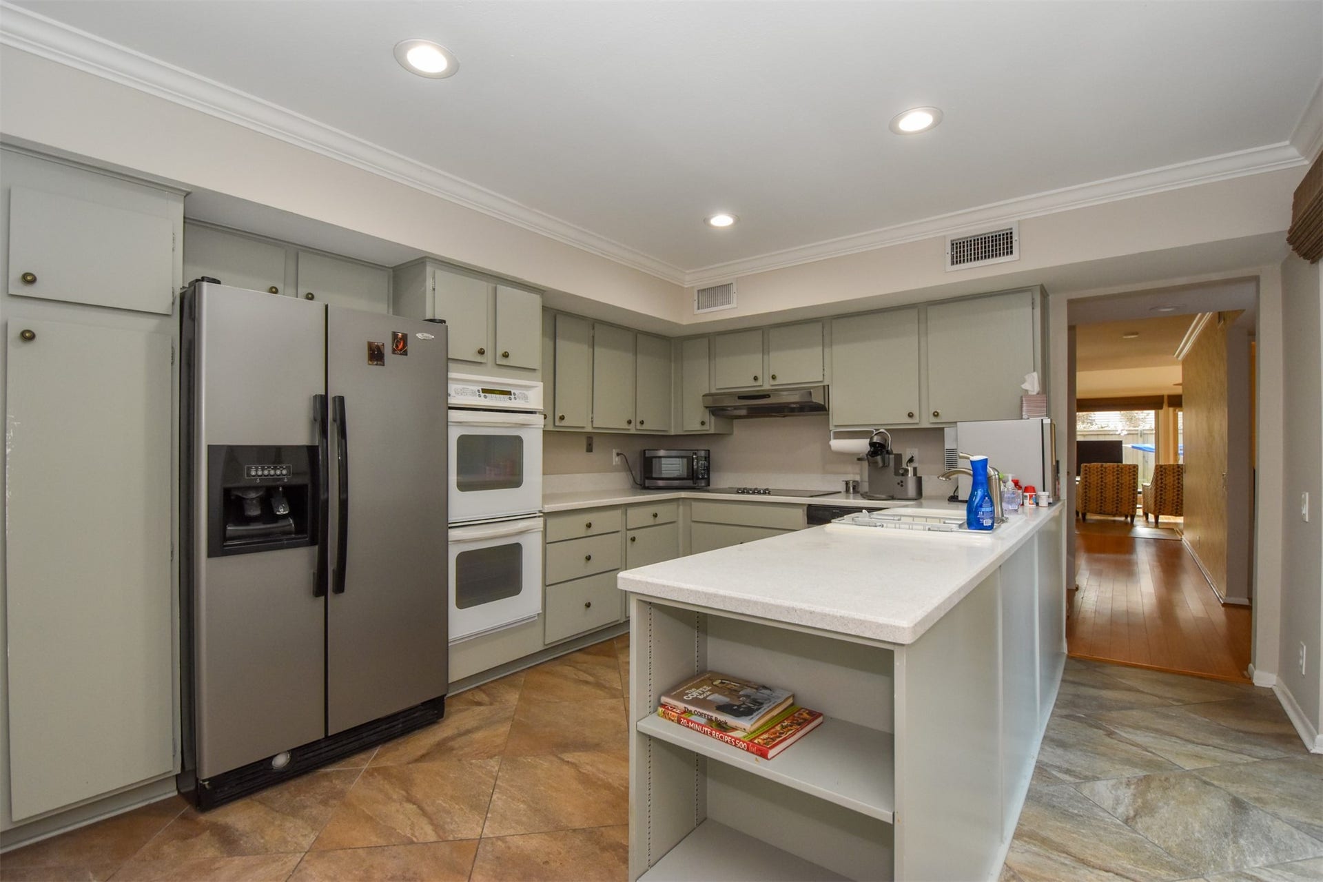 1426 Chardonnay Drive, Houston, TX 77077 1426 Chardonnay Drive, Houston, TX 77077