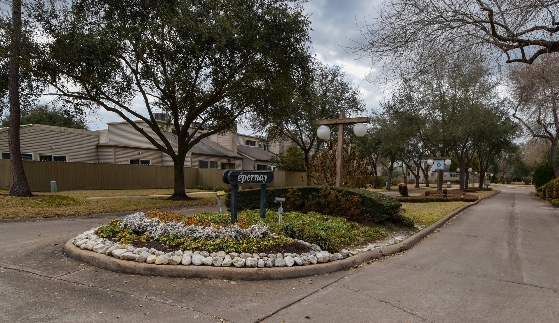 1426 Chardonnay Drive, Houston, TX 77077 1426 Chardonnay Drive, Houston, TX 77077