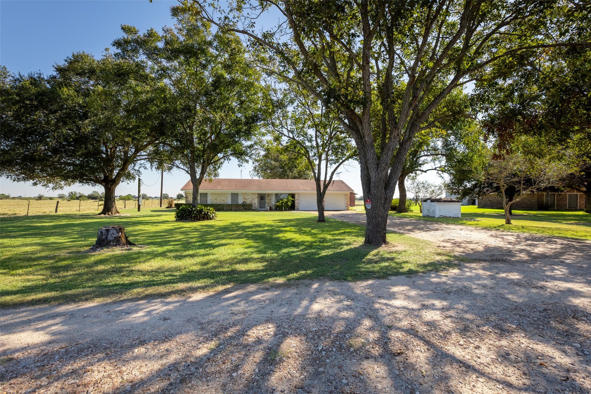 1542 Pilcik Road, Orchard, TX 77435 1542 Pilcik Road, Orchard, TX 77435