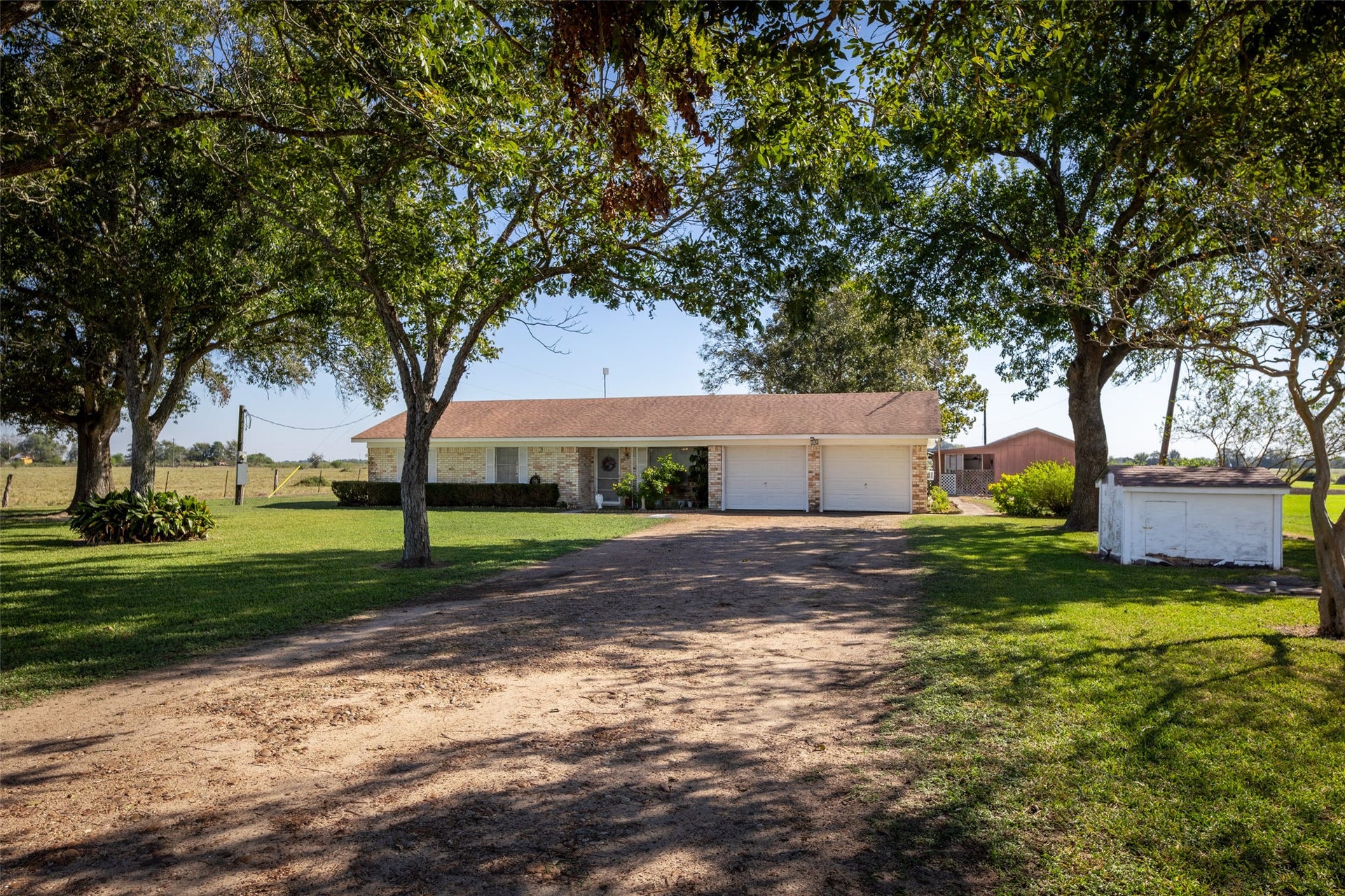 1542 Pilcik Road, Orchard, TX 77435 1542 Pilcik Road, Orchard, TX 77435