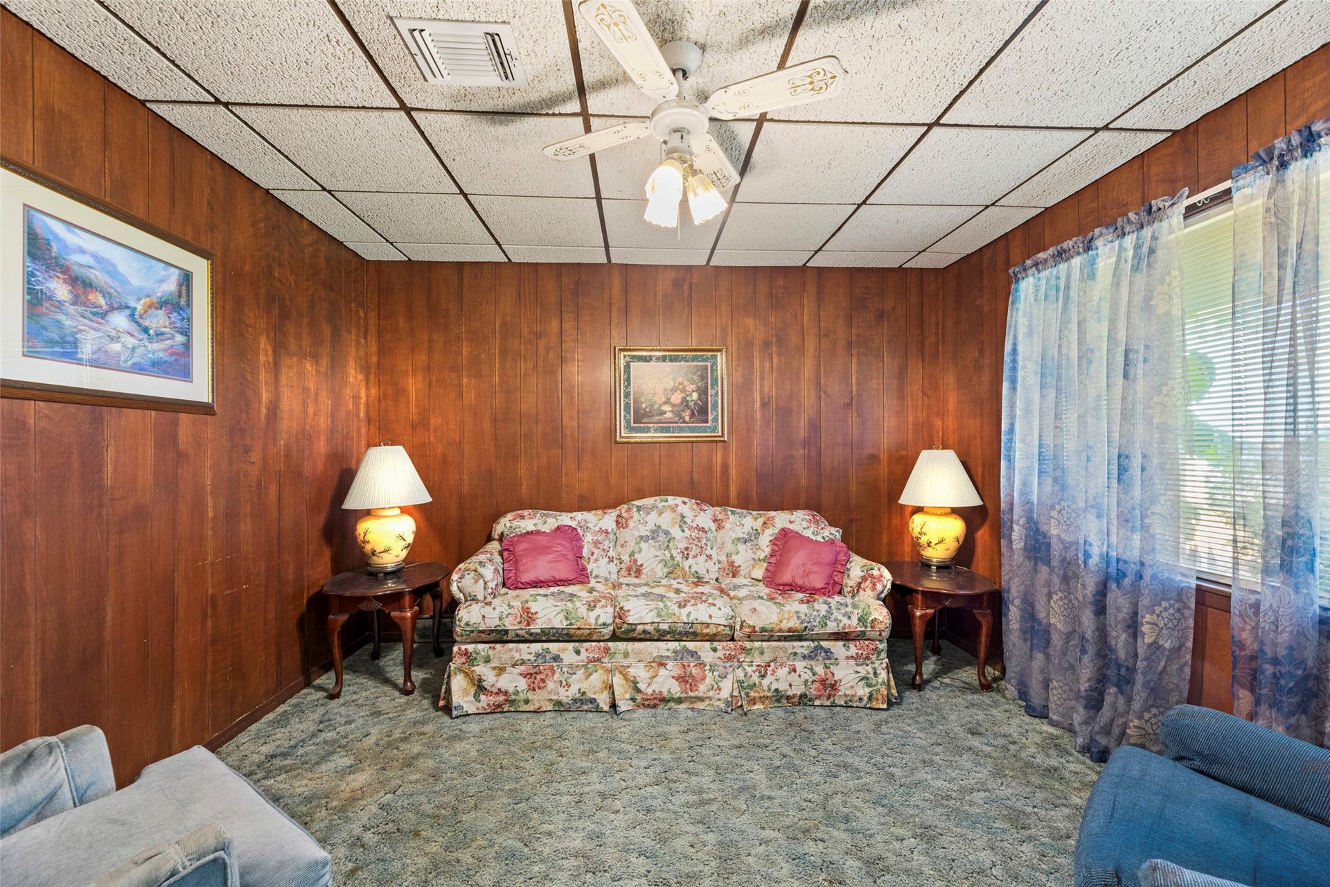 1542 Pilcik Road, Orchard, TX 77435 Formal living room or home office.