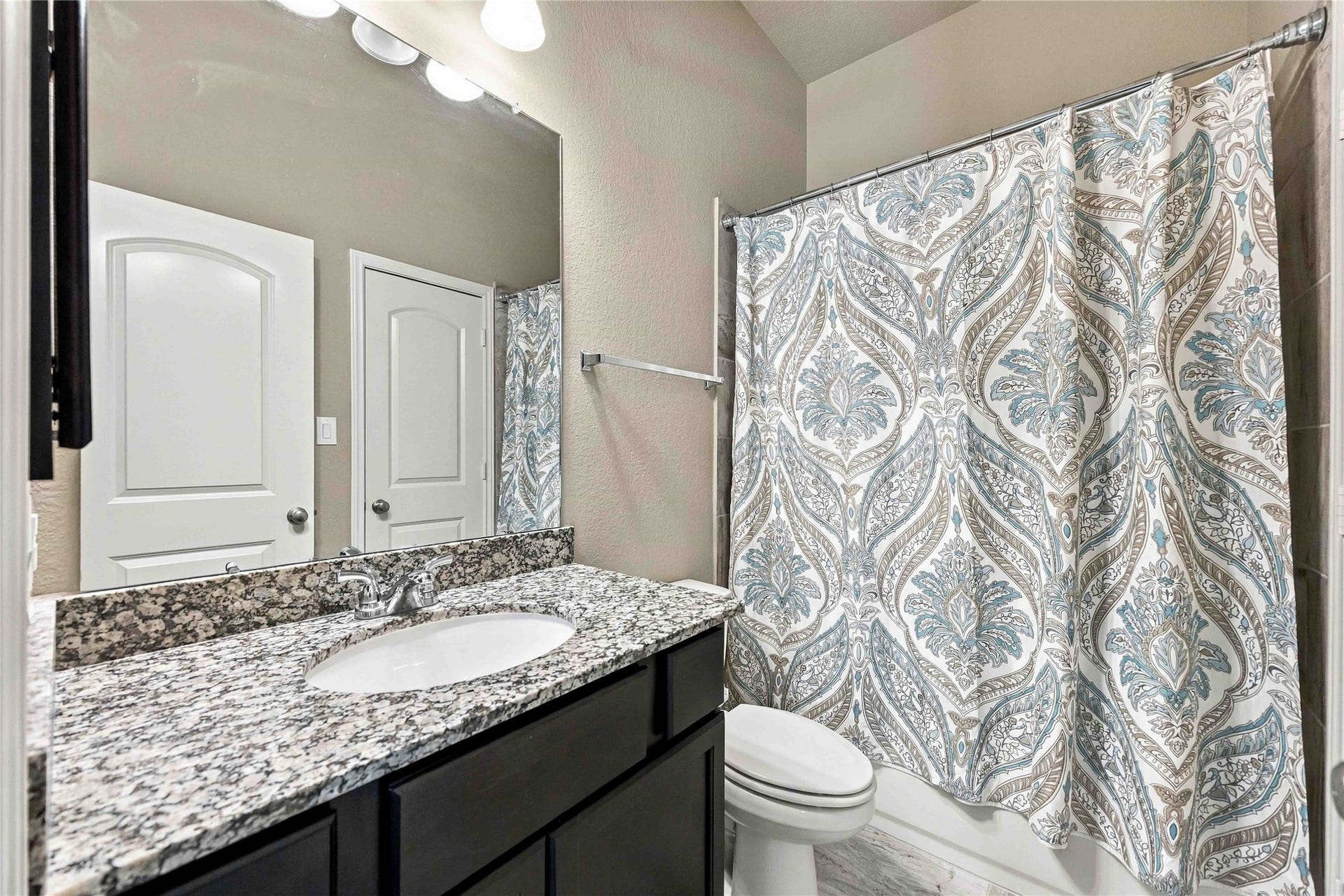5111 Blue Canoe Road, Manvel, TX 77578