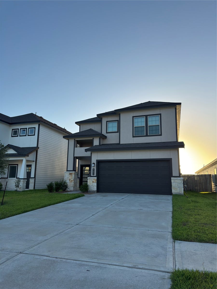 Property photo for 6630 Escondido Drive, Rosharon, TX