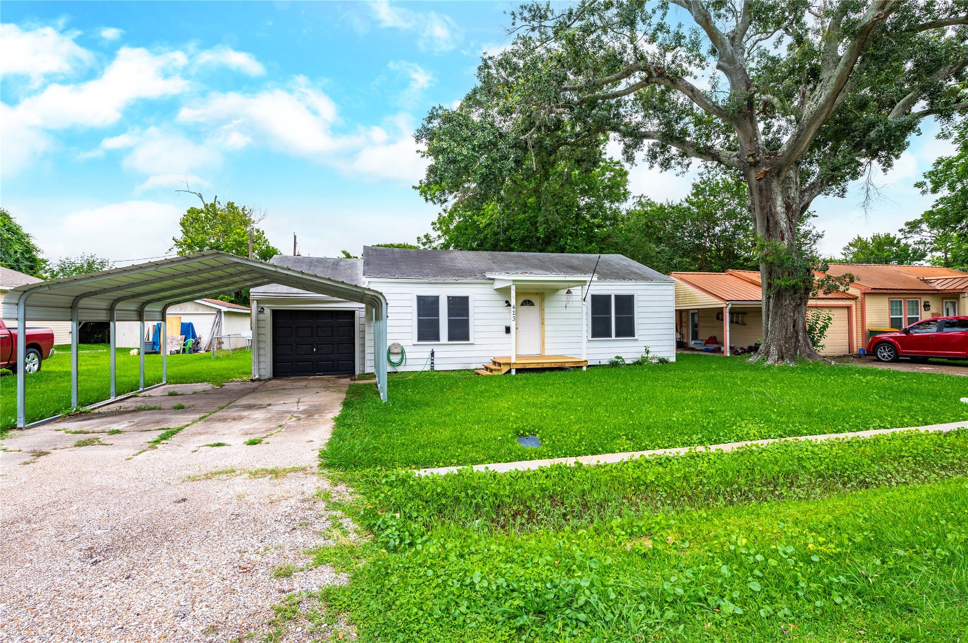 423 Elmo Street, La Marque, TX 77568 423 Elmo Street, La Marque, TX 77568
