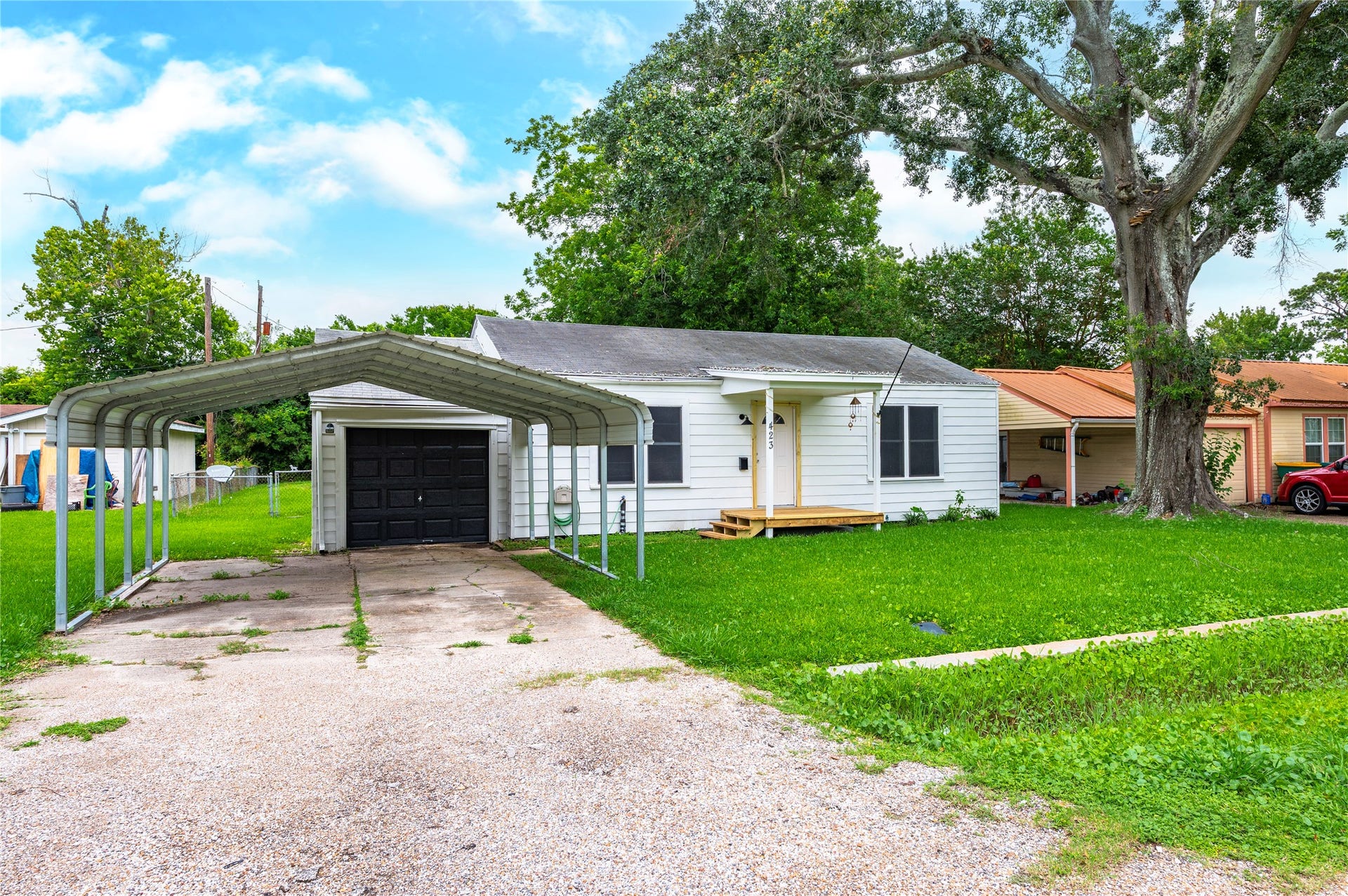 423 Elmo Street, La Marque, TX 77568 423 Elmo Street, La Marque, TX 77568