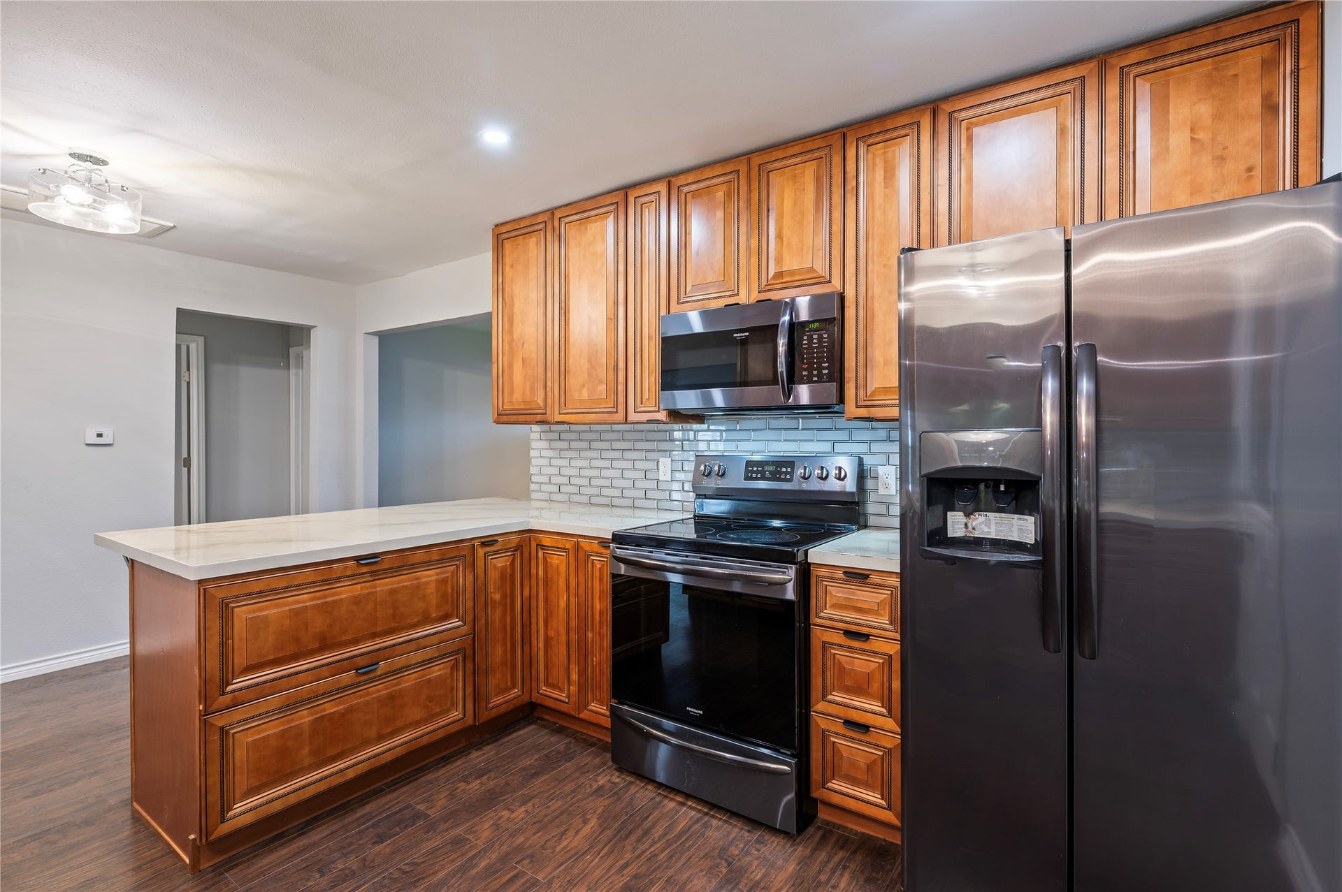 423 Elmo Street, La Marque, TX 77568 423 Elmo Street, La Marque, TX 77568