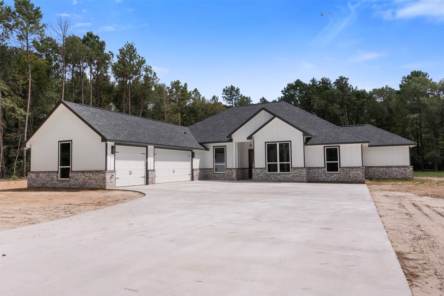 Property photo for 4190 Duroc Court, Cleveland, TX