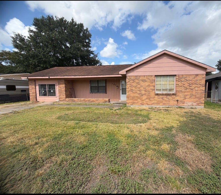 Property photo for 147 Victoria Drive, Houston, TX