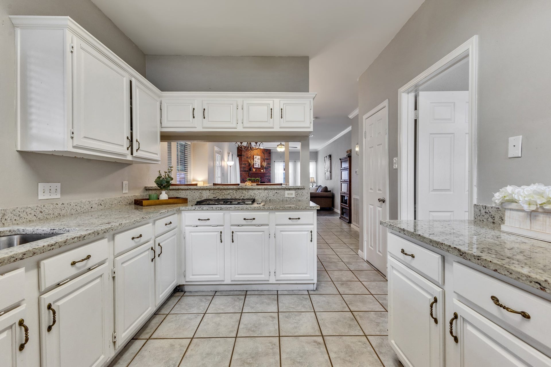 2922 Calendar Lake Drive, Missouri City, TX 77459 The gas cook top was recently replaced!