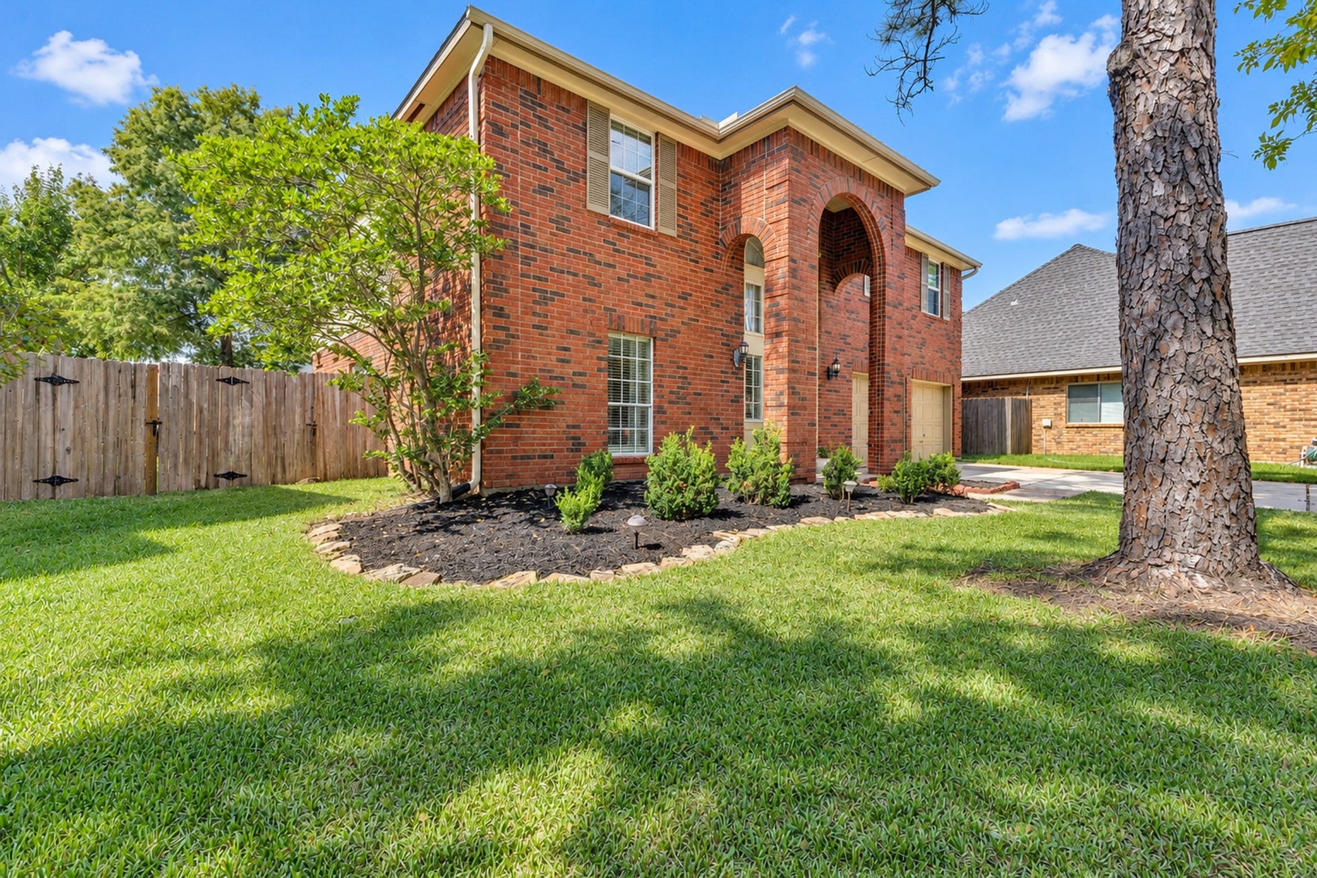2922 Calendar Lake Drive, Missouri City, TX 77459 2922 Calendar Lake Drive, Missouri City, TX 77459
