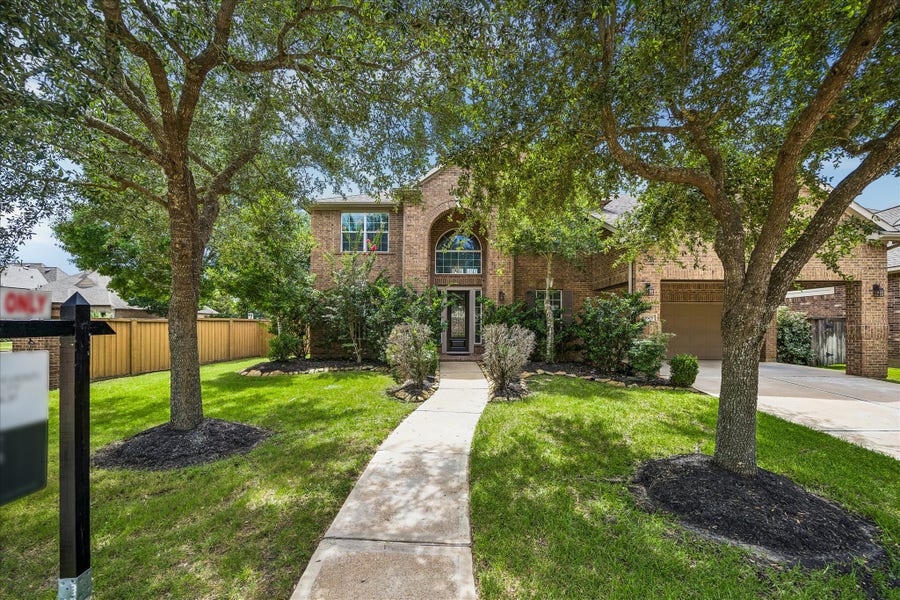 Property photo for 10603 Hollowback Drive, Katy, TX