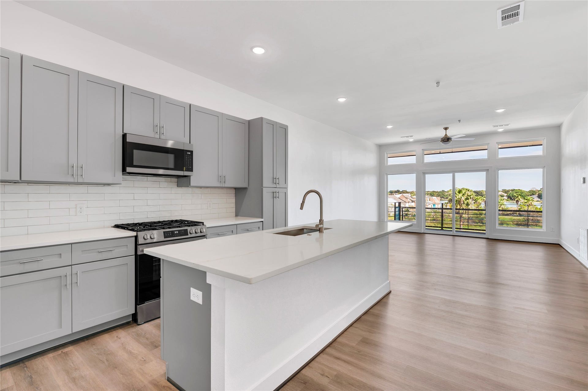 119 Kirby Road, #5206, Taylor Lake Village, TX 77586 119 Kirby Road, #5206, Taylor Lake Village, TX 77586