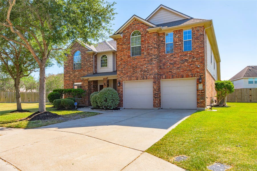 Property photo for 4404 Cypress Meadows Court, Dickinson, TX