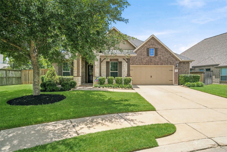 Property photo for 2126 Cinnamon Teal Circle, Brookshire, TX