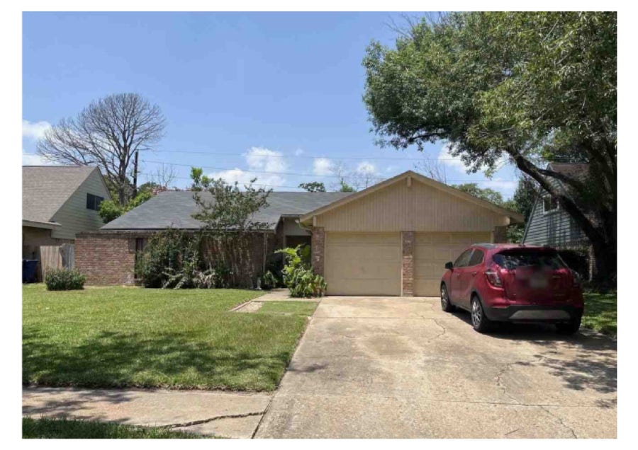 Property photo for 4935 Blueberry Hill Drive, Houston, TX