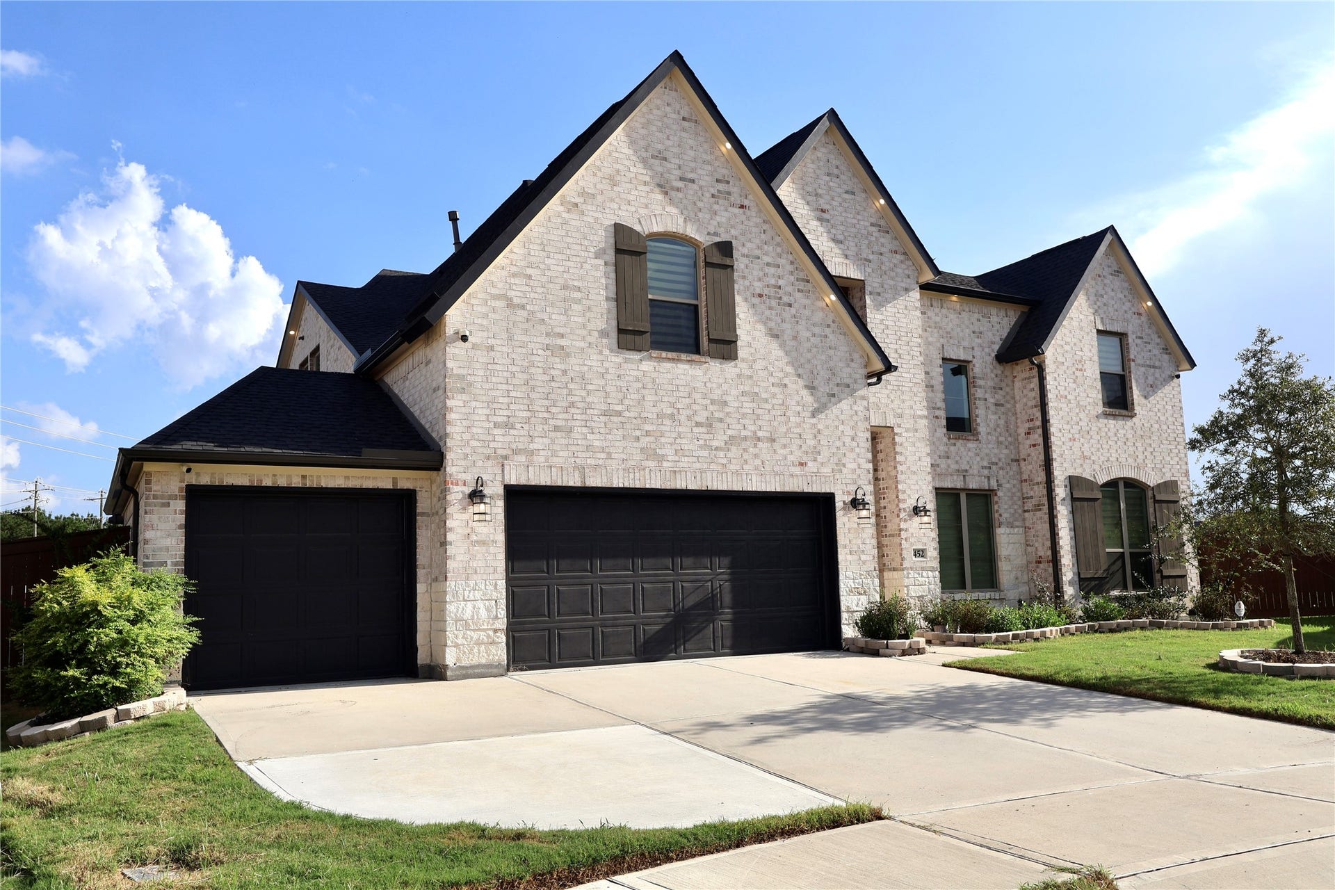 452 Pace Bend Court, New Caney, TX 77357