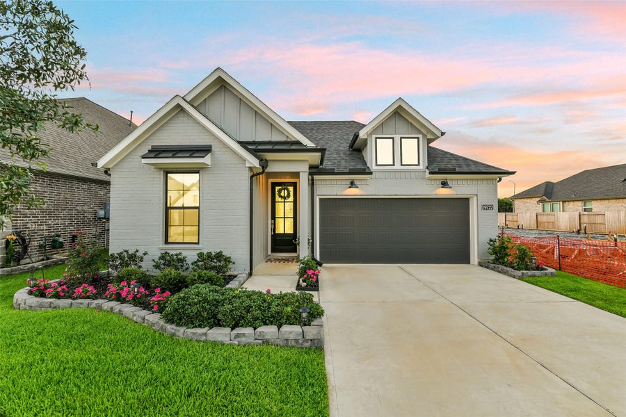 Property photo for 19722 Palomino Prairie Trail, Tomball, TX