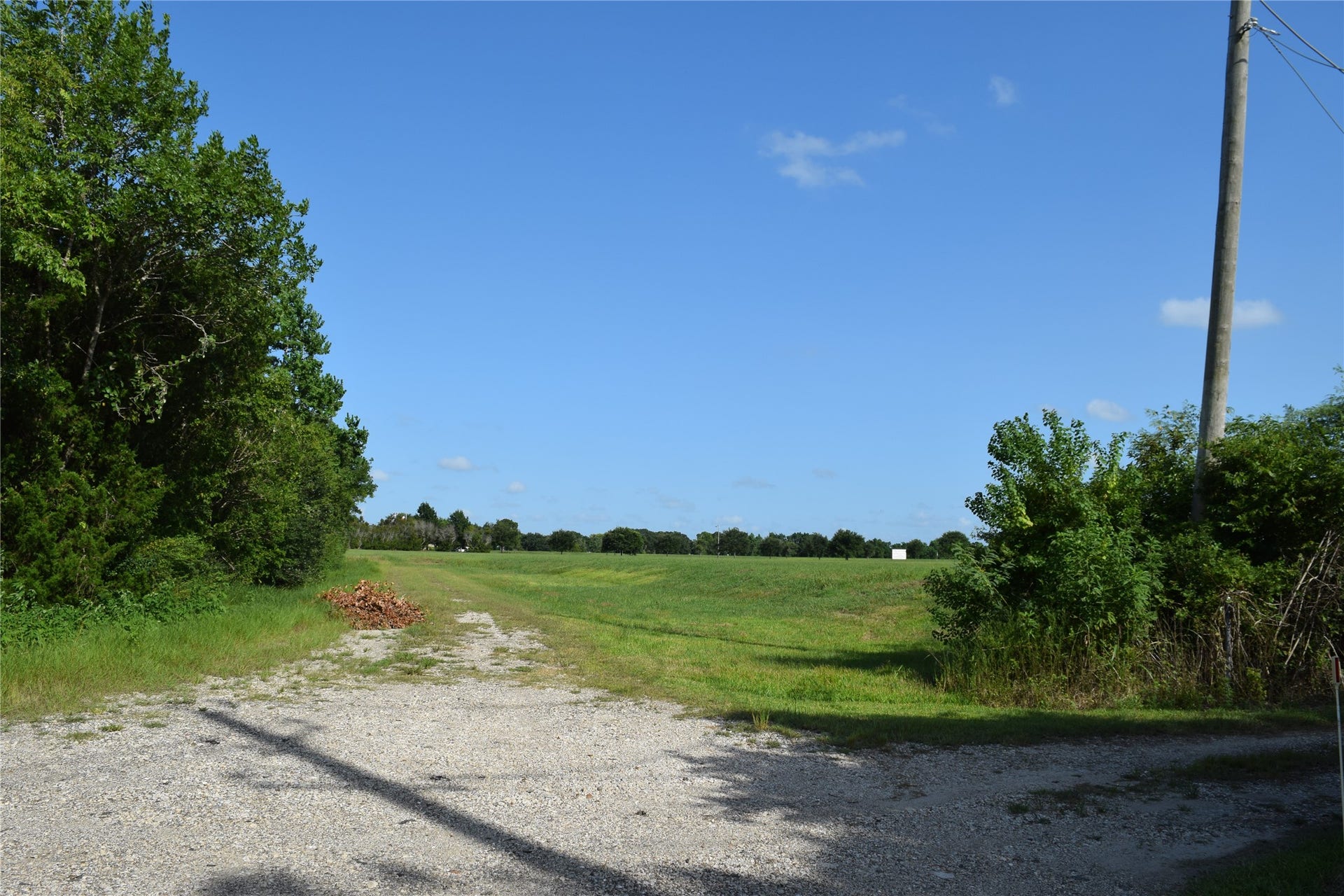 2304 Old Road, Friendswood, TX 77546 Front of property looking toward West Ranch commercial