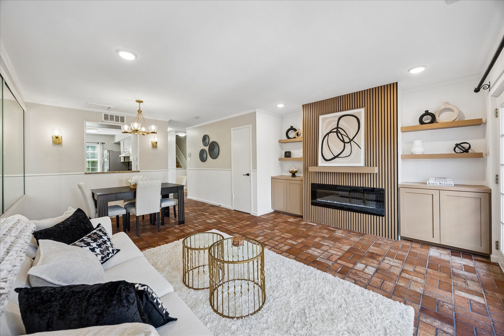 1451 Fountain View Drive, #6, Houston, TX 77057 1451 Fountain View Drive, #6, Houston, TX 77057