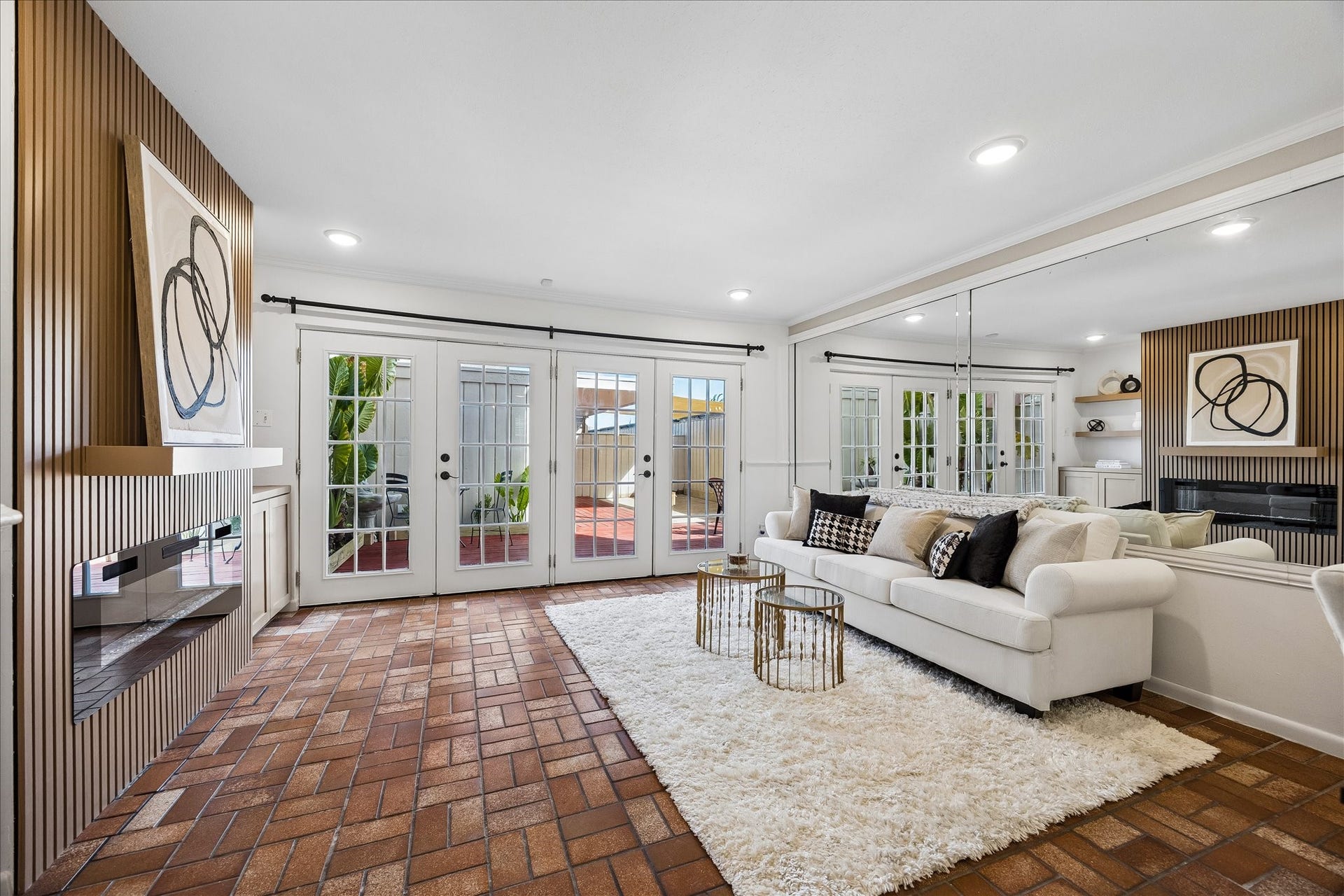 1451 Fountain View Drive, #6, Houston, TX 77057 1451 Fountain View Drive, #6, Houston, TX 77057