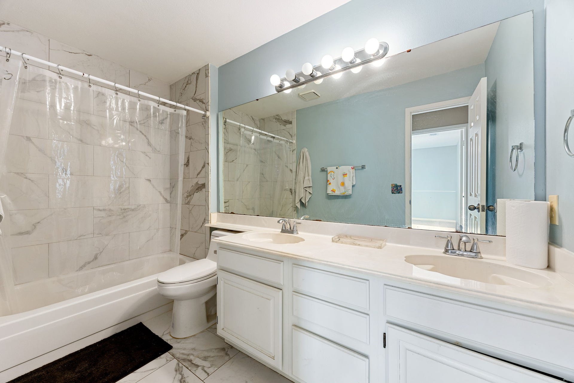 7510 Blue Bonnet Run Court, Houston, TX 77095 7510 Blue Bonnet Run Court, Houston, TX 77095