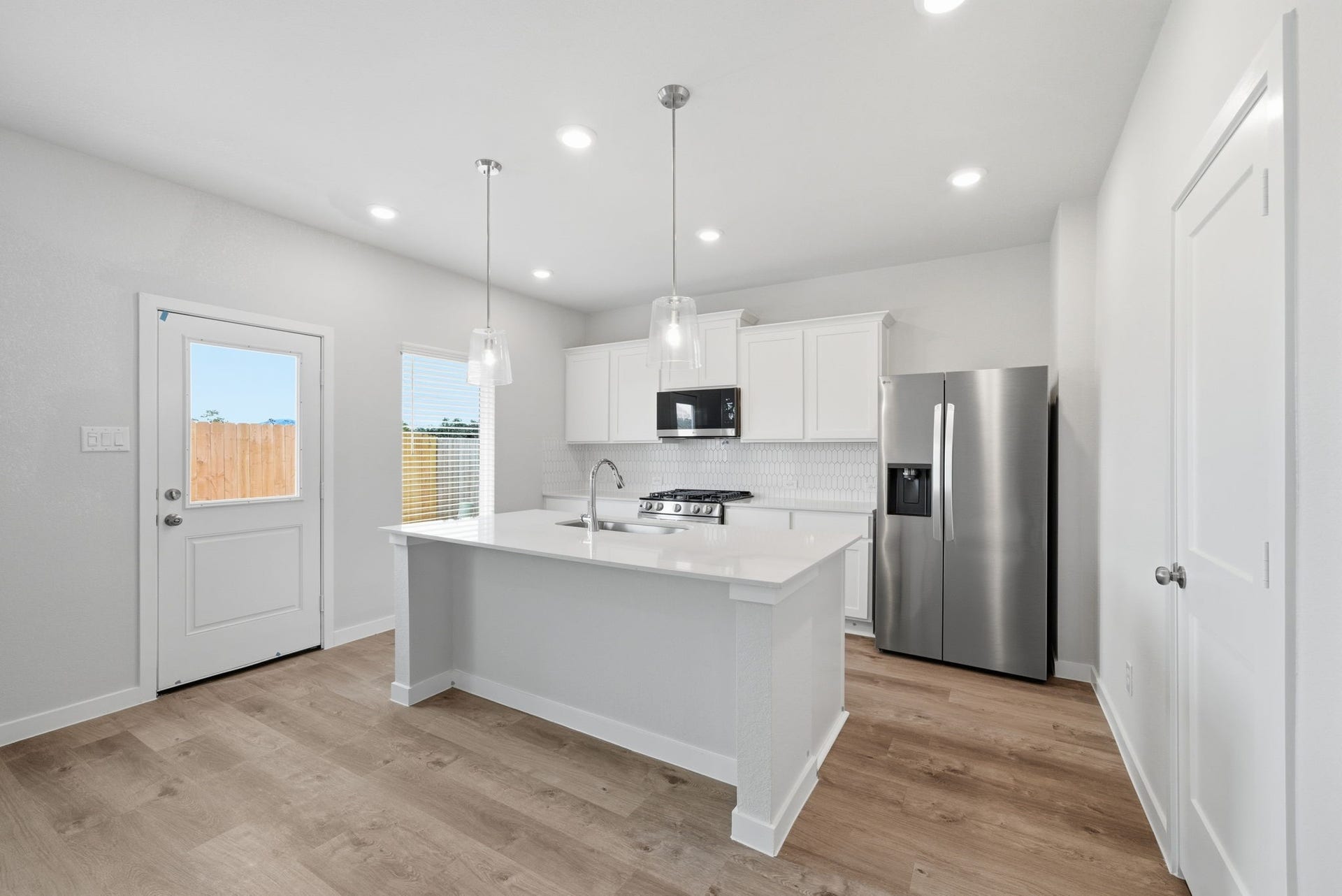 11417 Velvet Field Drive, Houston, TX 77047 11417 Velvet Field Drive, Houston, TX 77047