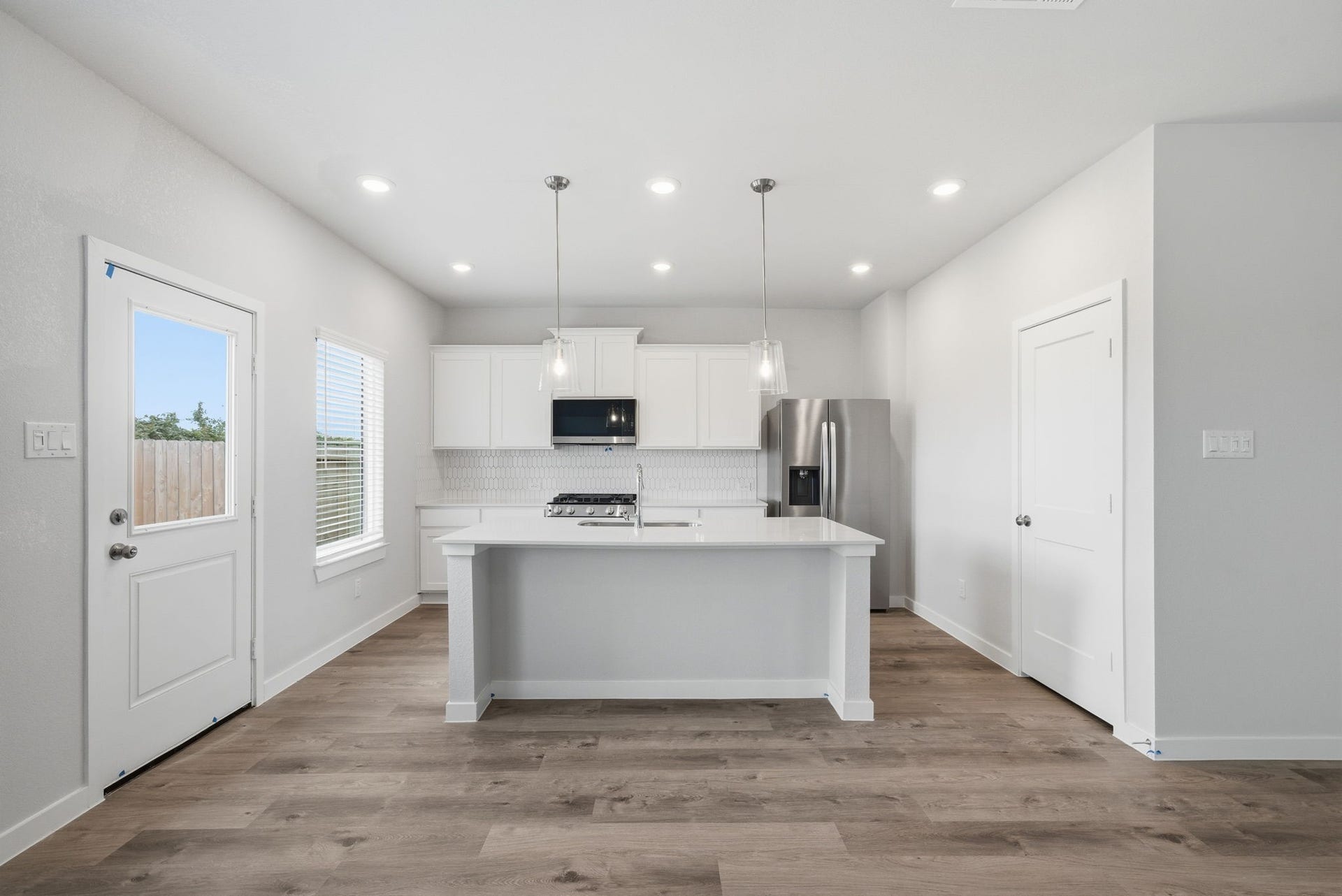 11417 Velvet Field Drive, Houston, TX 77047 11417 Velvet Field Drive, Houston, TX 77047