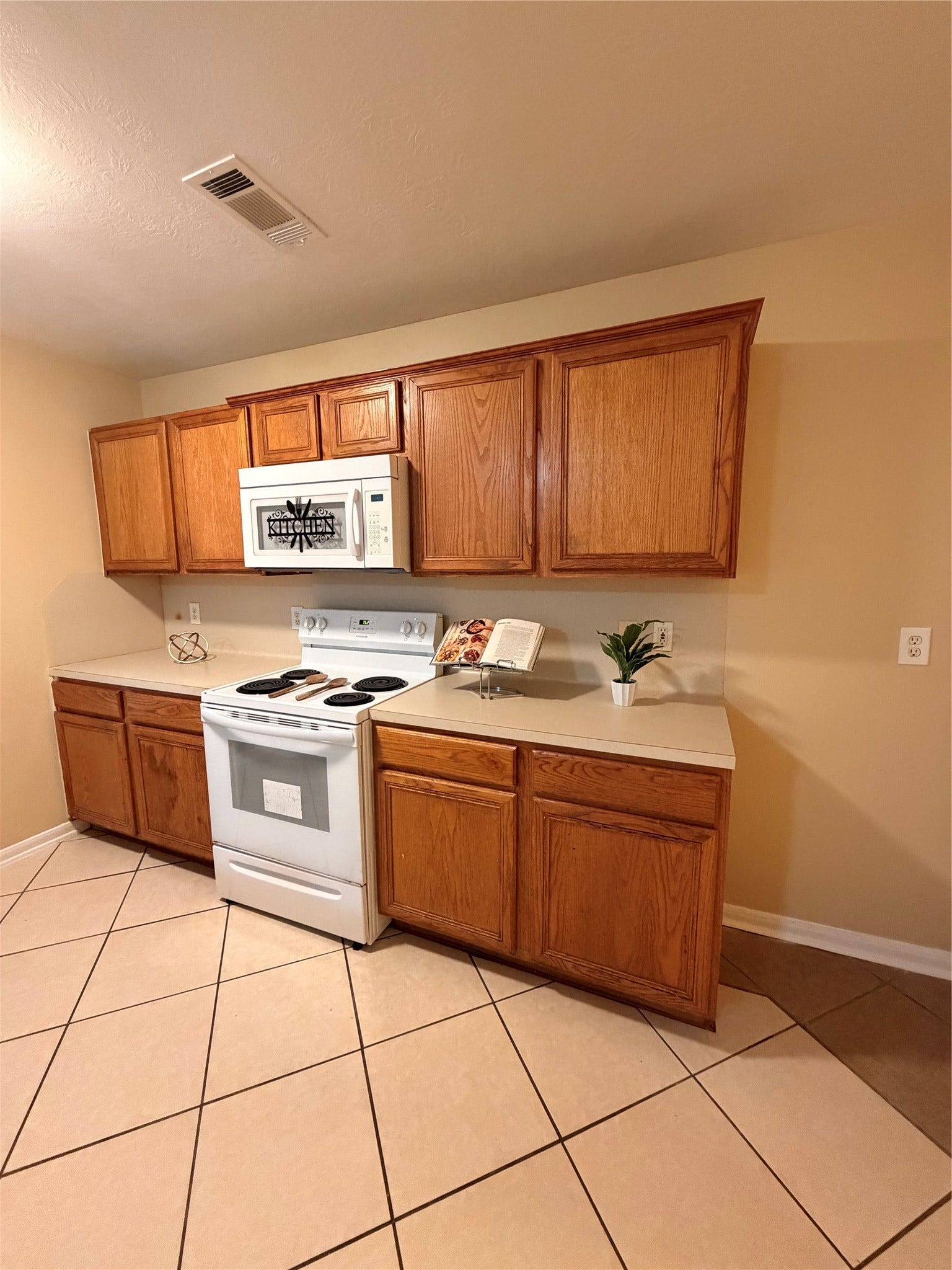 19935 Laurel Trail Drive, Cypress, TX 77433