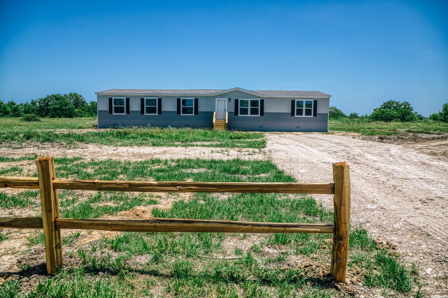 Property photo for 1012 Cottonwoood Bend Lane, Waller, TX