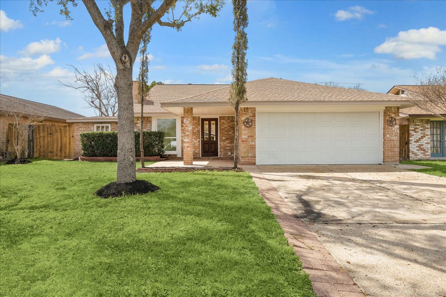 Property photo for 8703 Twisting Vine Lane, Houston, TX