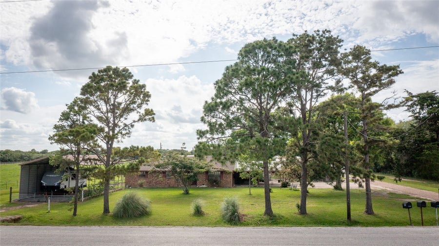 Property photo for 12006 Mueck Road, Needville, TX