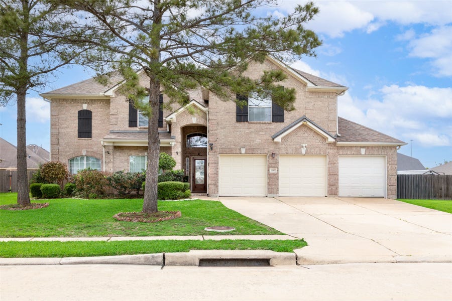 Property photo for 23307 Parkway Lakes Lane, Richmond, TX