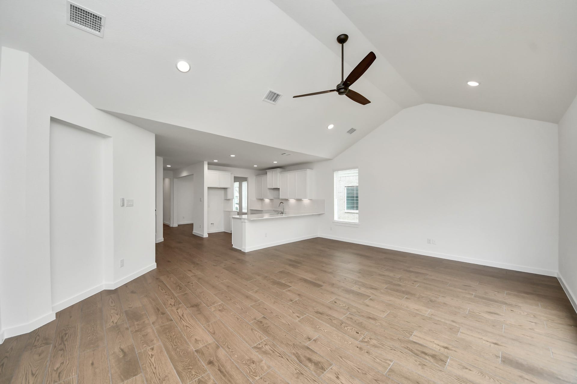 11731 Leafy Laurel Drive, Houston, TX 77066 11731 Leafy Laurel Drive, Houston, TX 77066