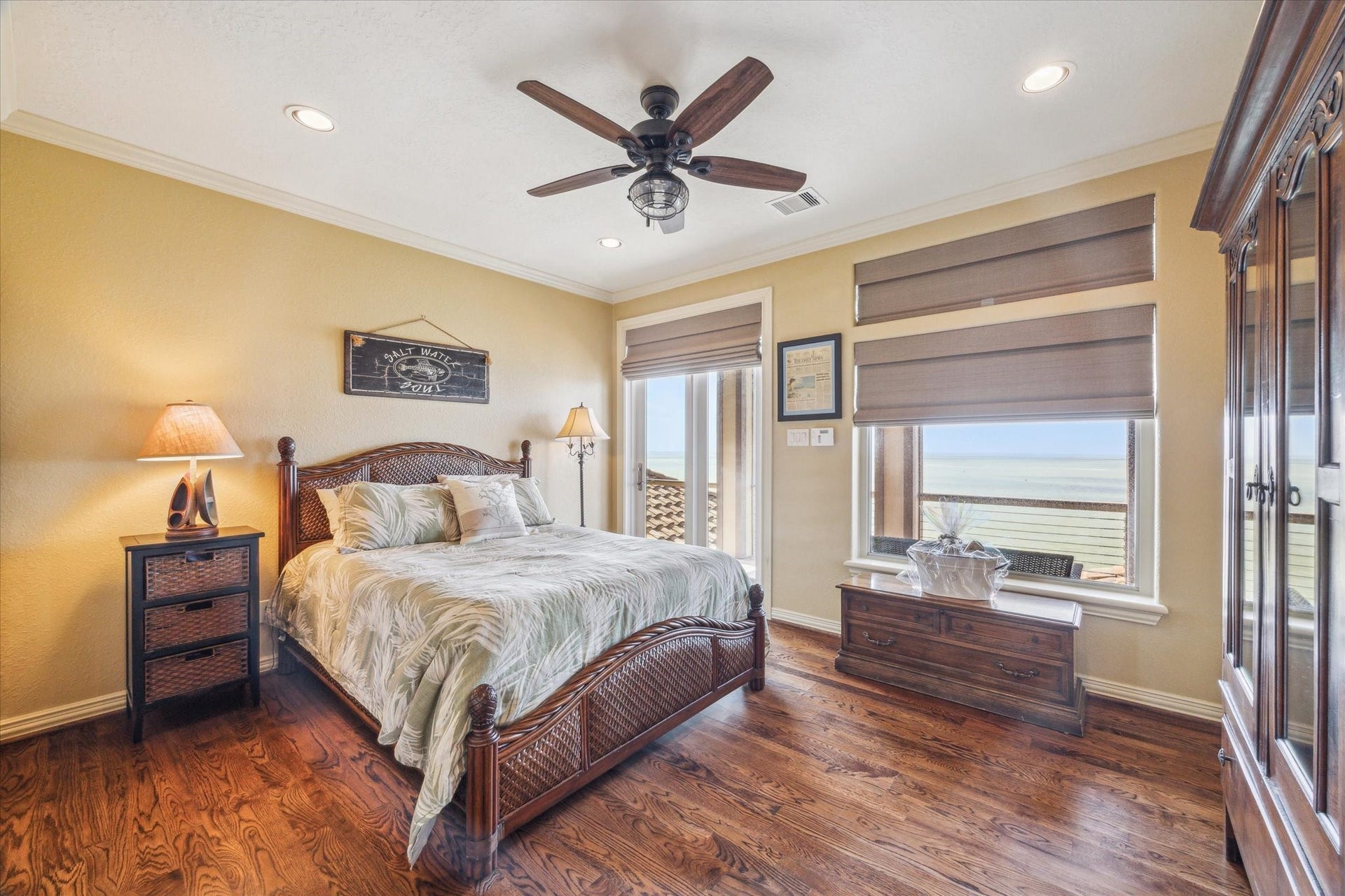 9 Happy Jack, Hitchcock, TX 77563 The upper level hosts three guest bedrooms, two of which open onto the upper balcony with stunning views overlooking West Galveston Bay. All bedroom closets offer built-ins with excellent storage
