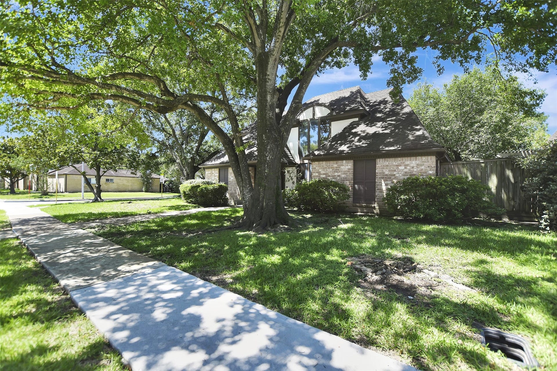6714 Winkleman Road, Houston, TX 77083