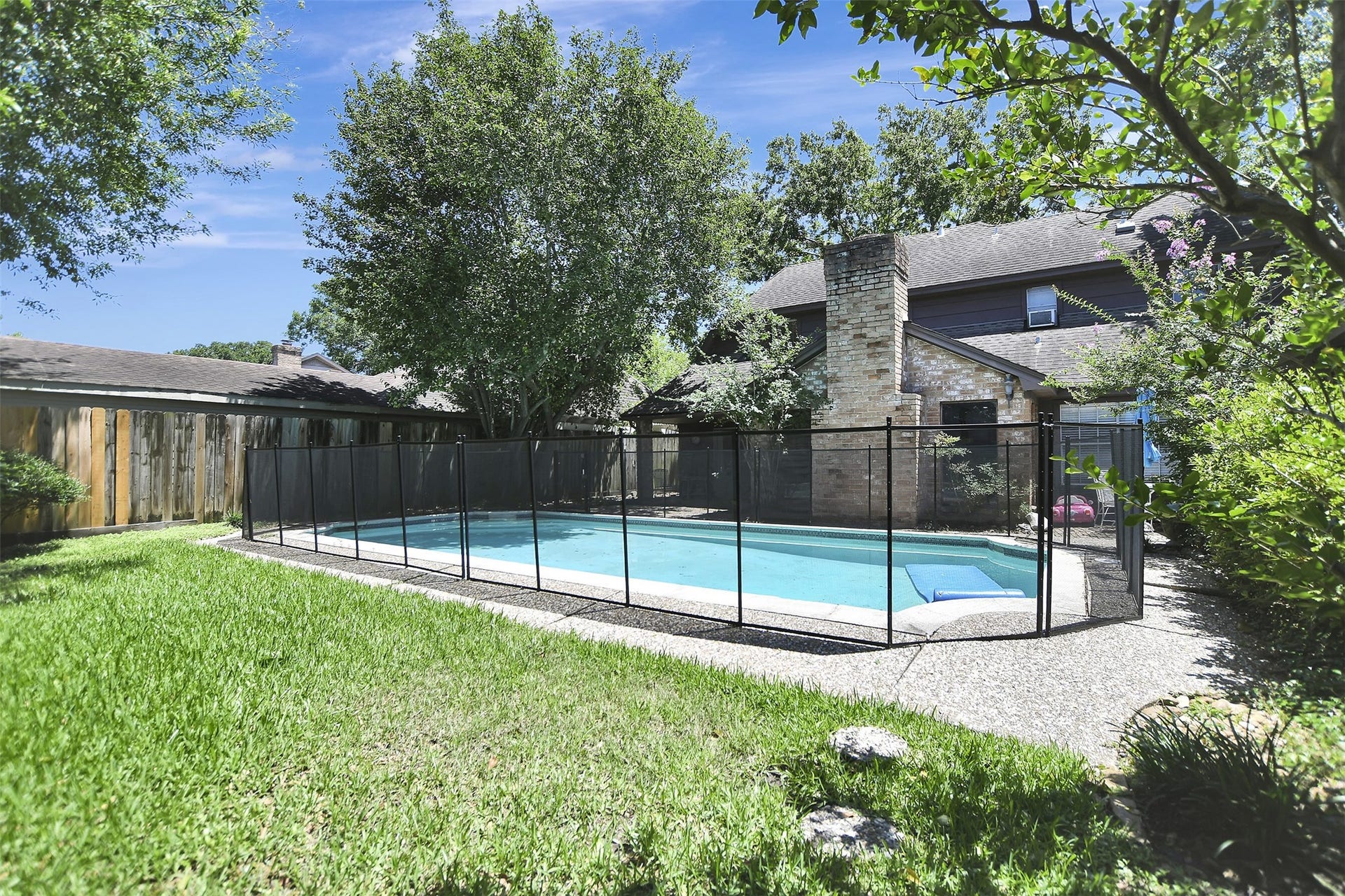 6714 Winkleman Road, Houston, TX 77083