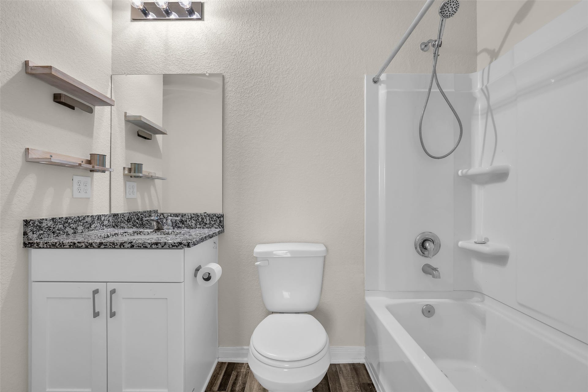 2511 17th Street, Hempstead, TX 77445