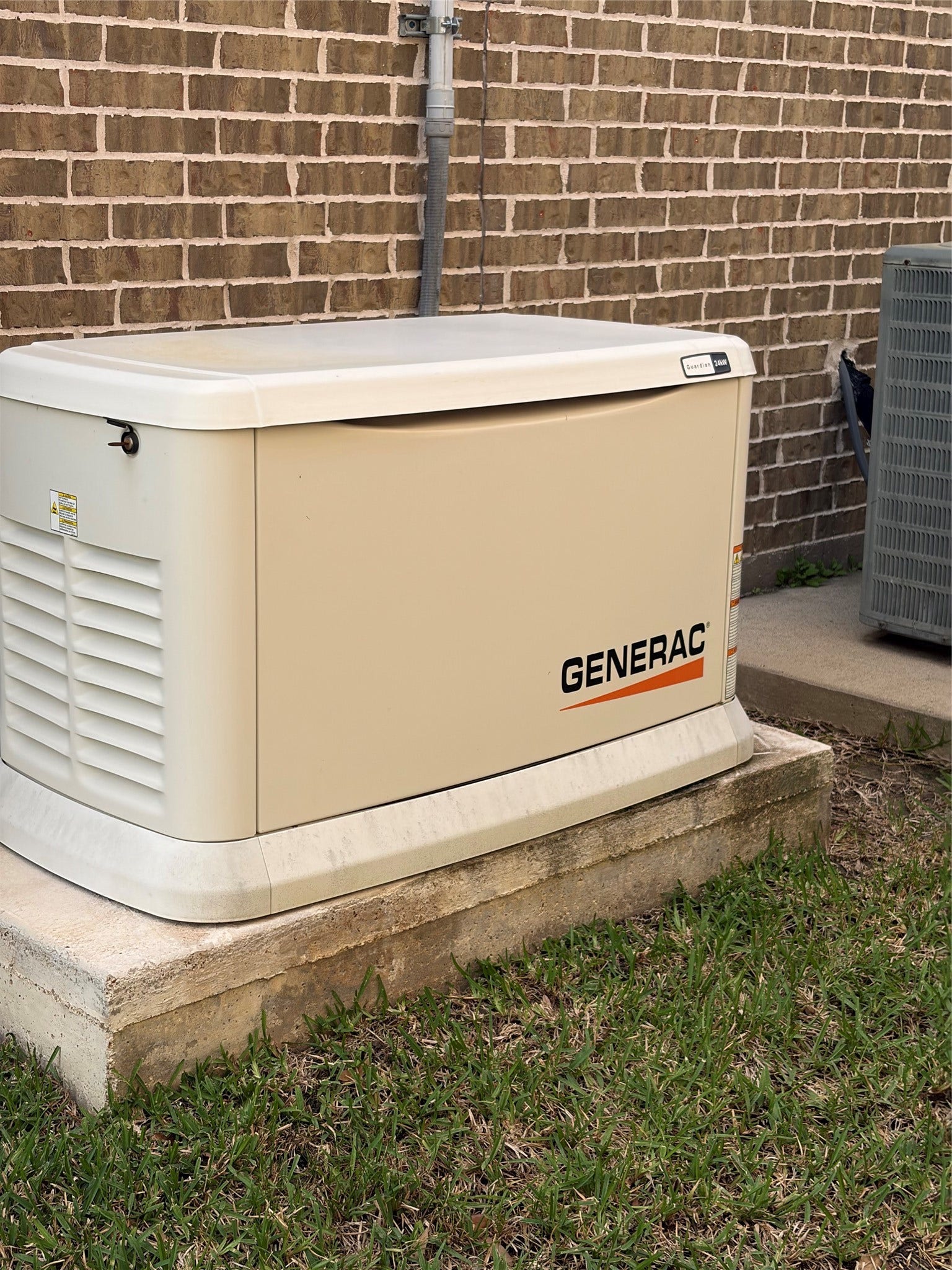 1230 Martinez Court, Friendswood, TX 77546 24k Generac Generator