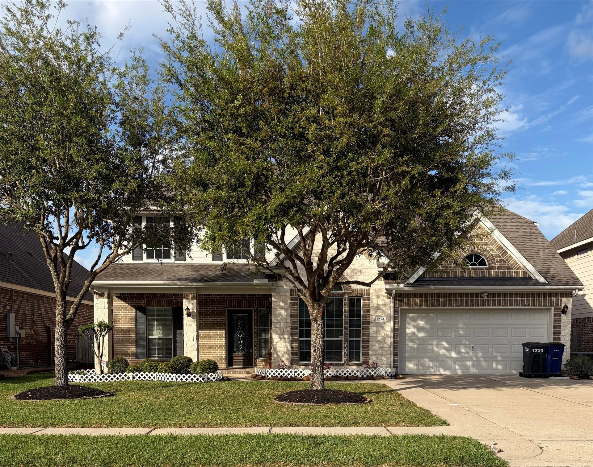 1230 Martinez Court, Friendswood, TX 77546 Enjoy nice days on your Spacious front porch