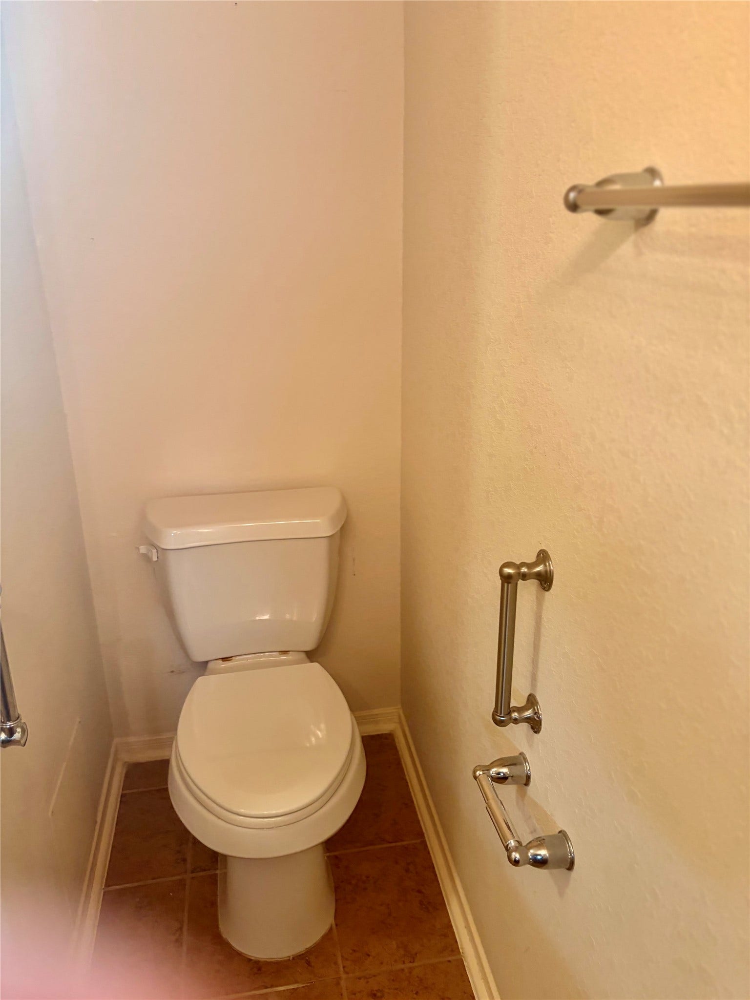 1230 Martinez Court, Friendswood, TX 77546 ADA handrails in secondary bath