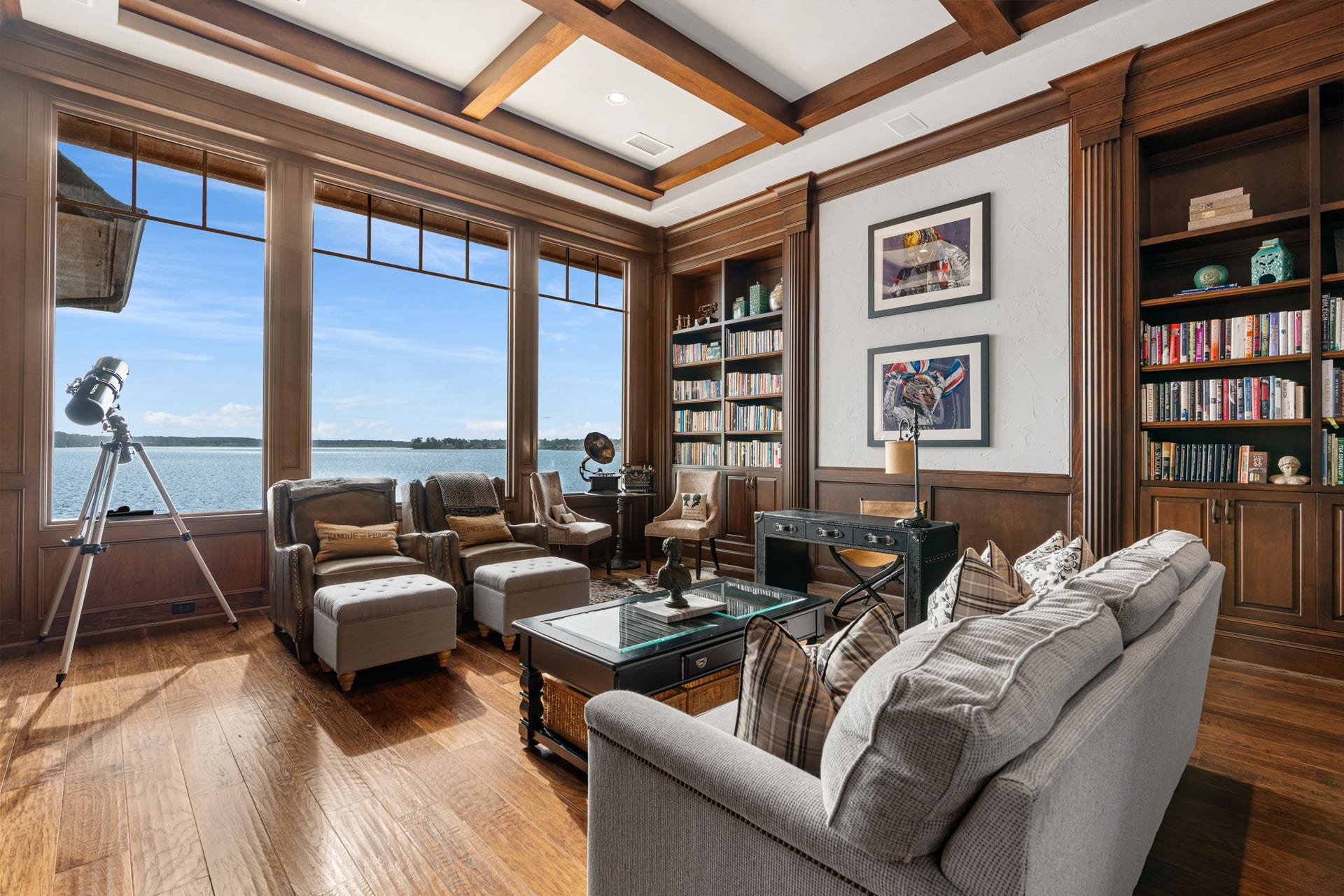 64 Benthaven W, Montgomery, TX 77356