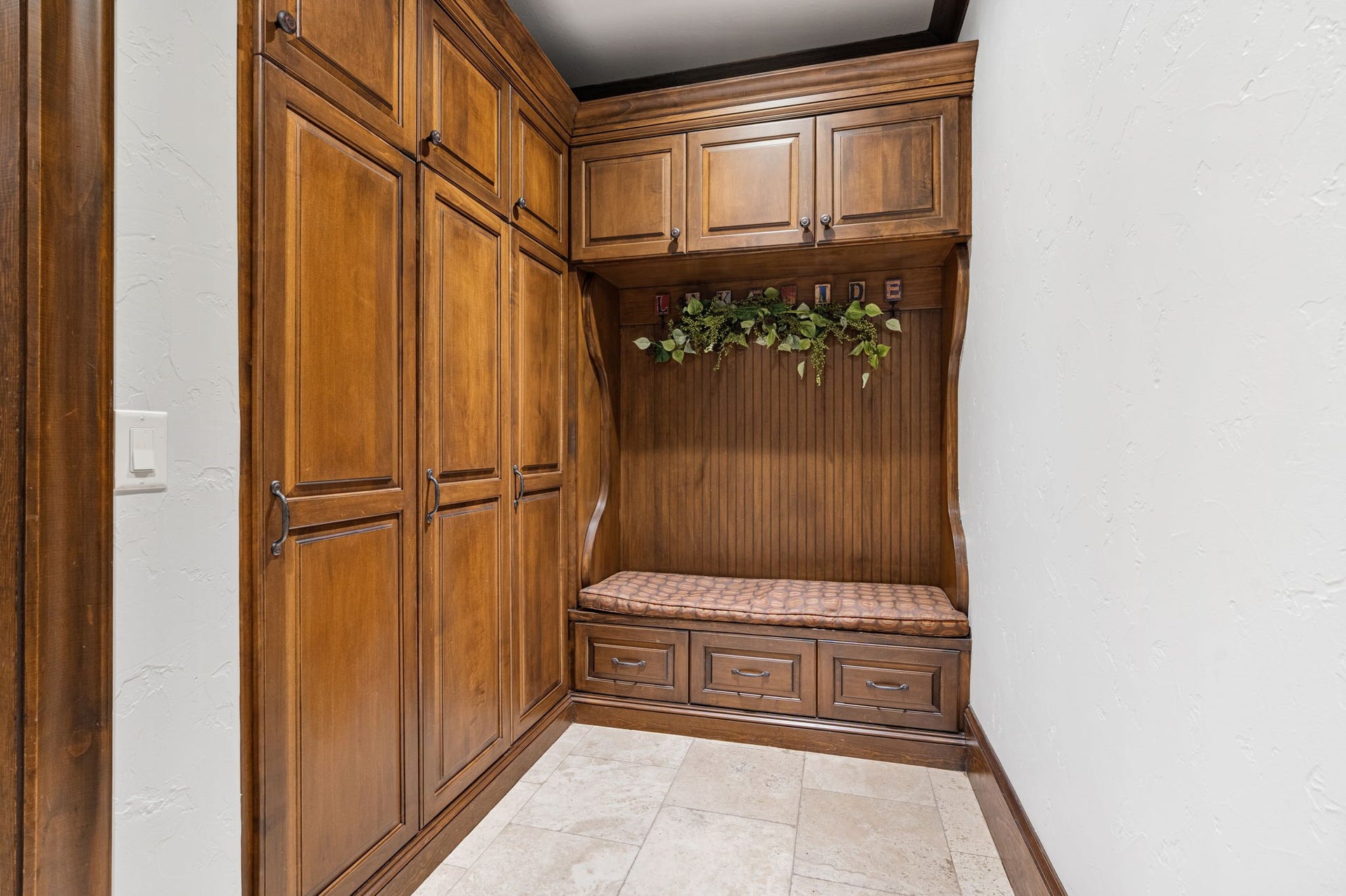 MUD ROOM