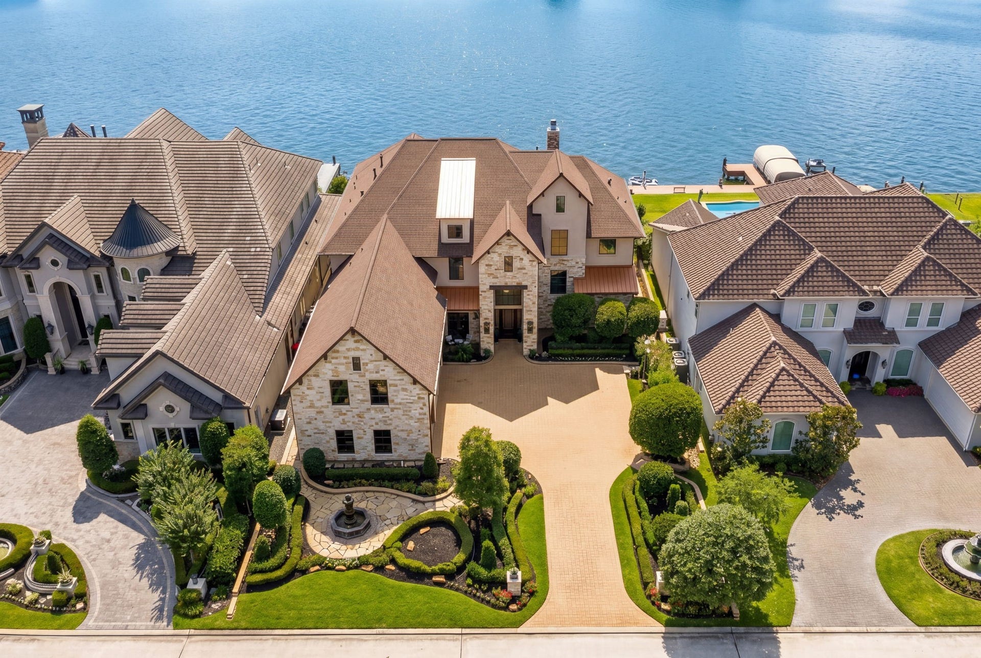 64 Benthaven W, Montgomery, TX 77356